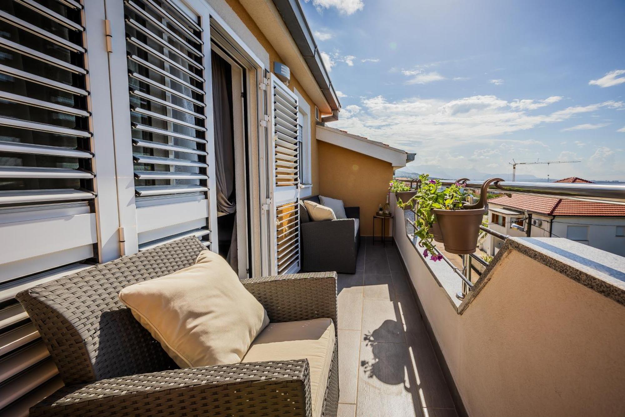 Apartman Marioeta Kastel Stari Exterior photo